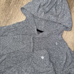 Lululemon License To Train Hoodie Pullover Men's Large Grey Heather Performance